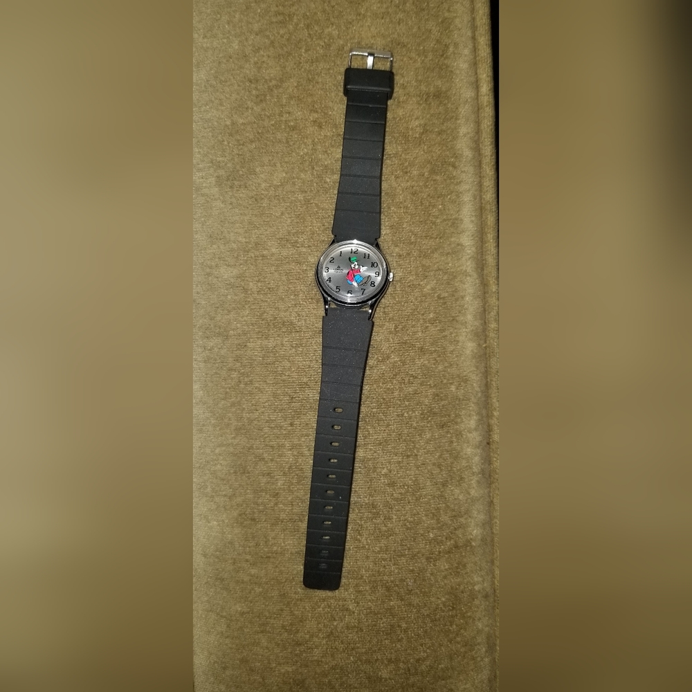 Vntg Disney Lorus Backwards Goofy Watch w/case - Picture 10 of 10